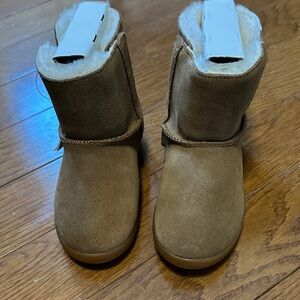 UGG Tan Kids Boots with Cozy Lining